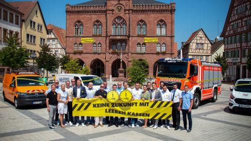 Am Limit: Landrat und Bürgermeister protestieren